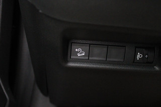 Jeep Avenger Jeep Avenger LONGTITUDE 156PK 54 kWh | NAVIGATIE | DRAADLOZE APPLE CARPLAY/ANDROID AUTO | KEYLESS ENTRY/START | CRUISE CONTROL | PARKEERSENSOREN ACHTER | DAB+ RADIO | CLIMATE CONTROL | DRAADLOZE TELEFOONLADER | LED KOPLAMPEN | - afbeelding nr 41