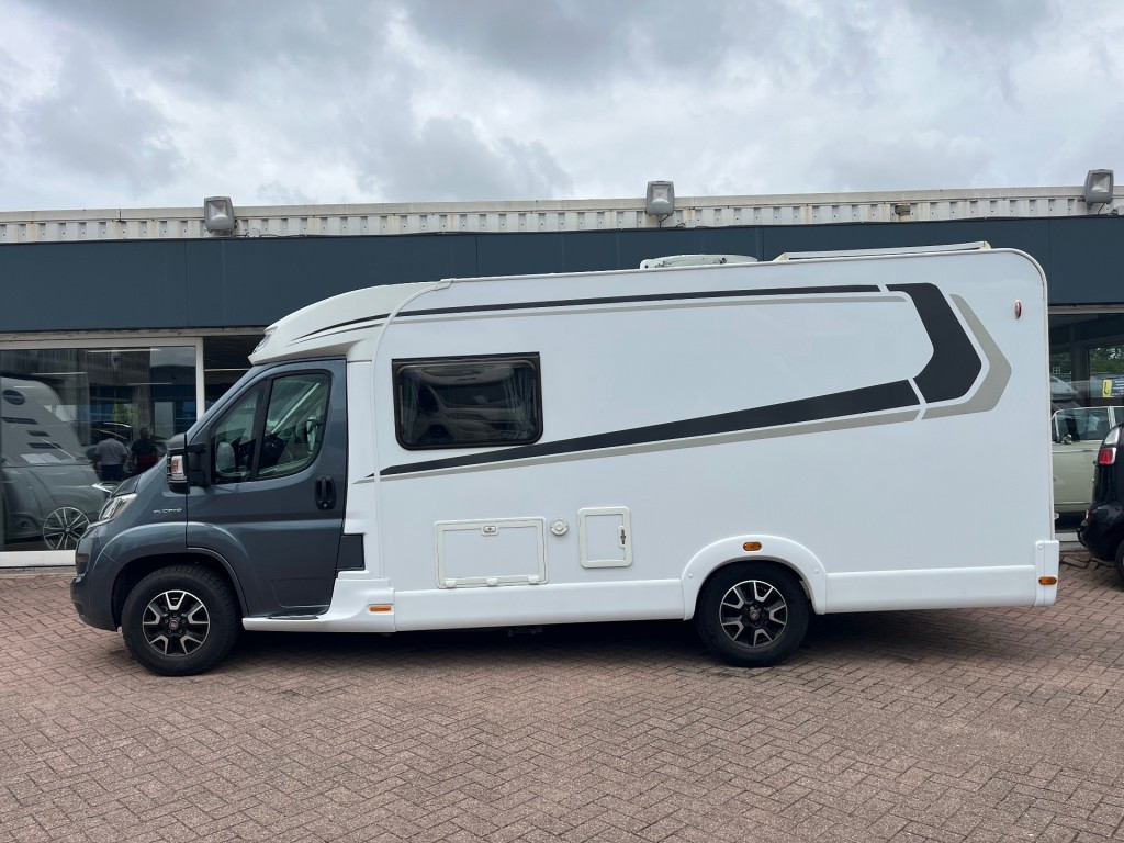 Hoofdafbeelding Weinsberg Caracompact R57 Airco Cruise