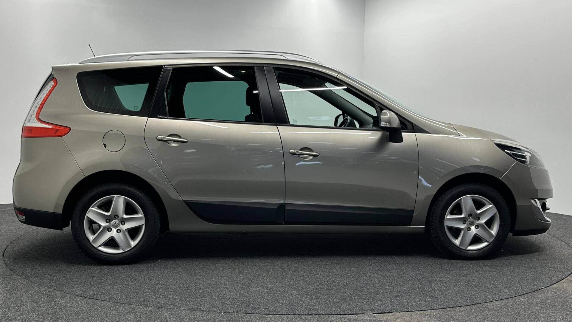 Hoofdafbeelding Renault Scénic