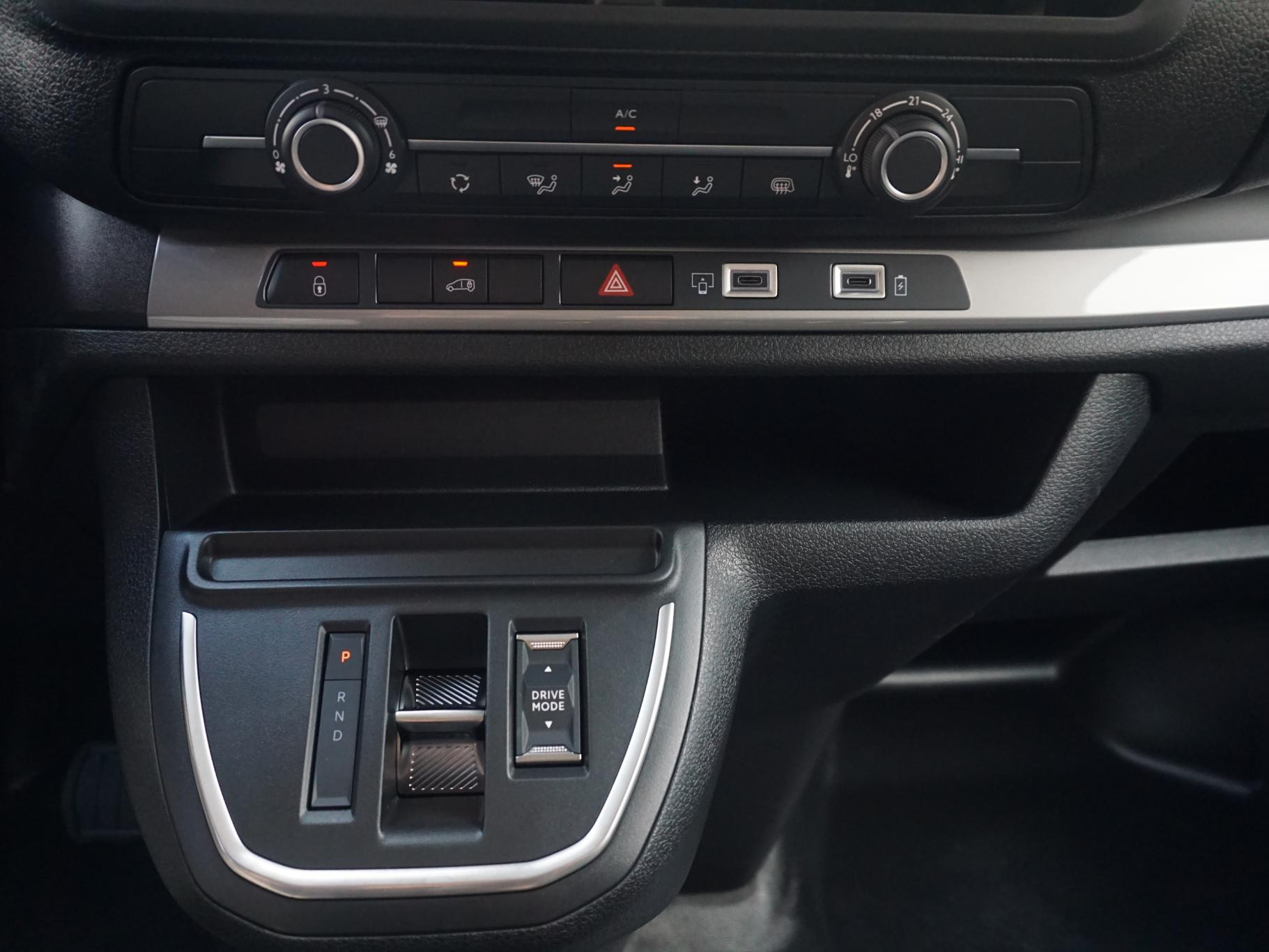 Hoofdafbeelding Opel Vivaro-e