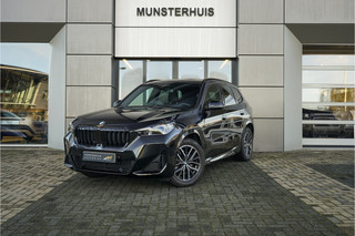 BMW X1 xDrive23i | Head-up display | Voorstoelen verwarmd | Schuif/Kantel dak |