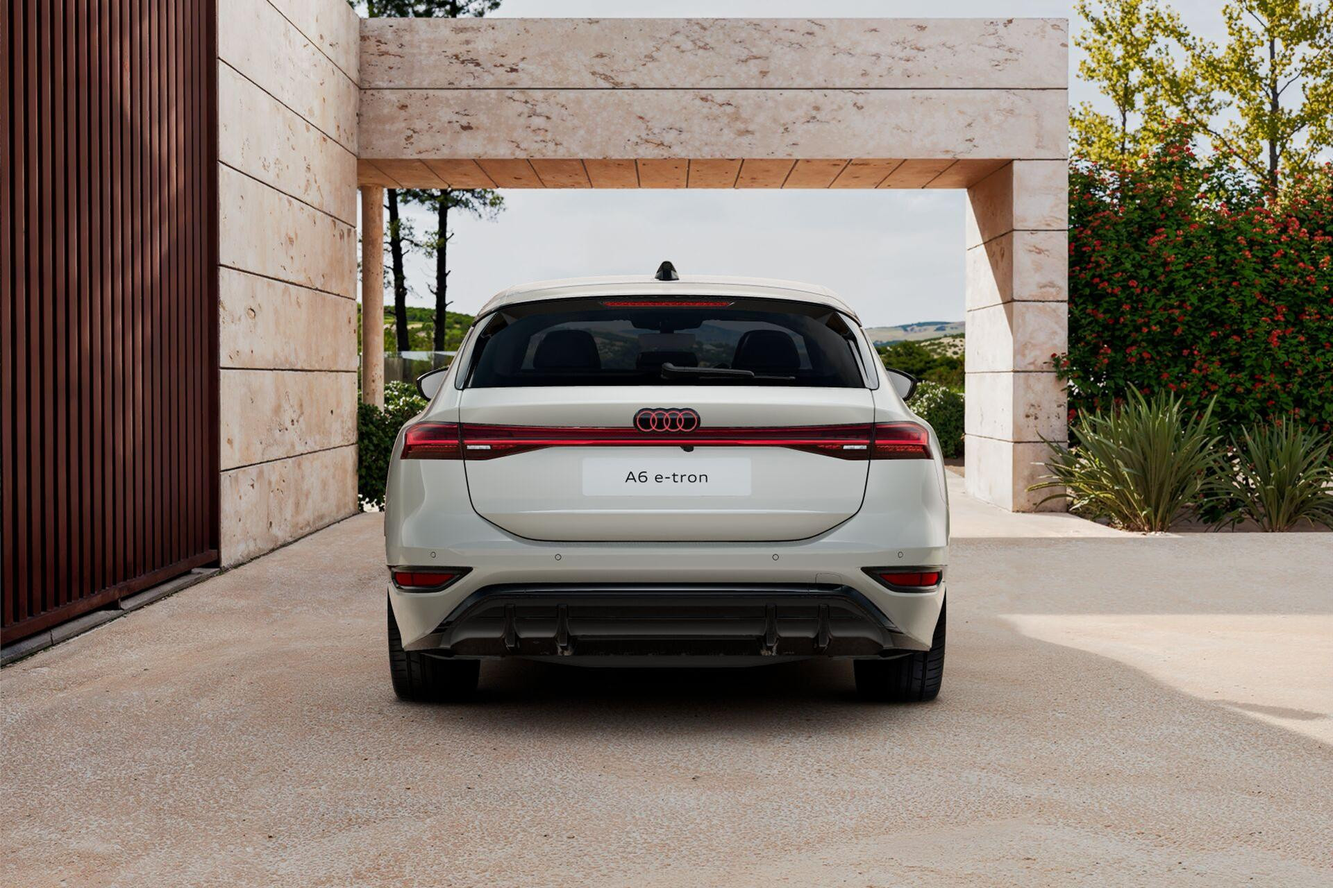 Hoofdafbeelding Audi A6 Avant e-tron