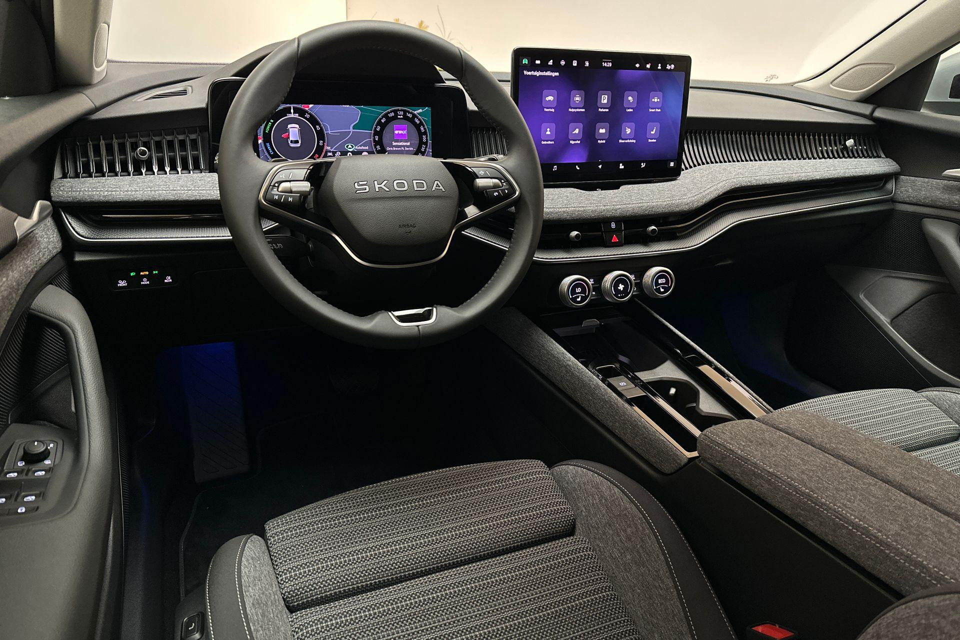 Hoofdafbeelding Škoda Superb