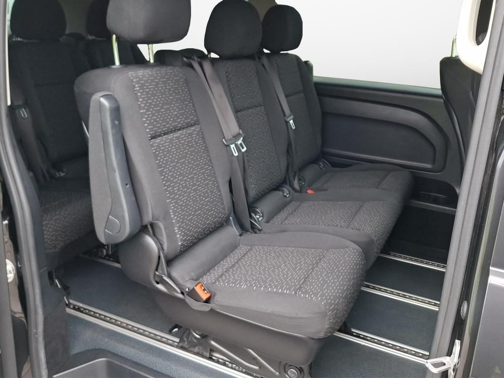 Mercedes-Benz-Vito-image-15