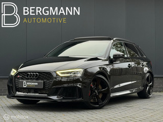 Hoofdafbeelding Audi RS3 Audi RS3 2.5 TFSI RS3 quattro|full black|pano|carbon|B&O|massage