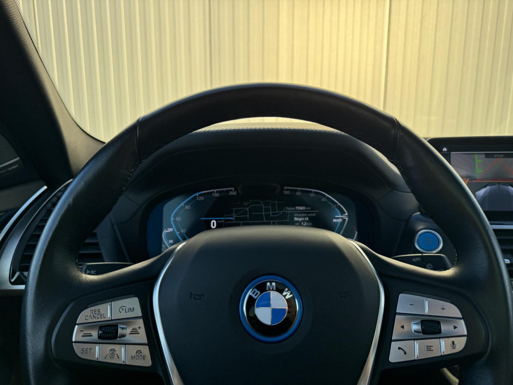 Hoofdafbeelding BMW iX3