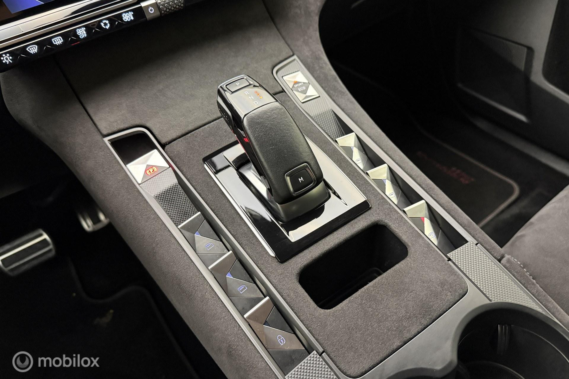 Hoofdafbeelding DS DS 7