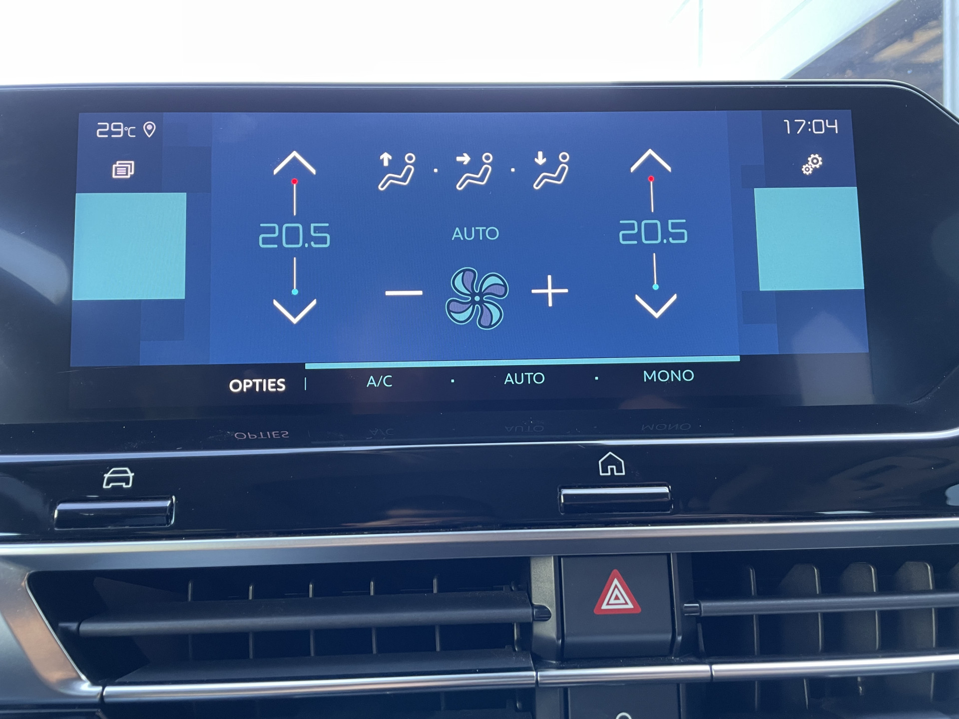 Hoofdafbeelding Citroën ë-C4