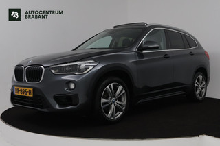 BMW X1 SDrive18i Centennial High Executive (PANORAMADAK, STOELVERWARMING, PARKEERSENSOREN, DEALER ONDERHOUDEN)
