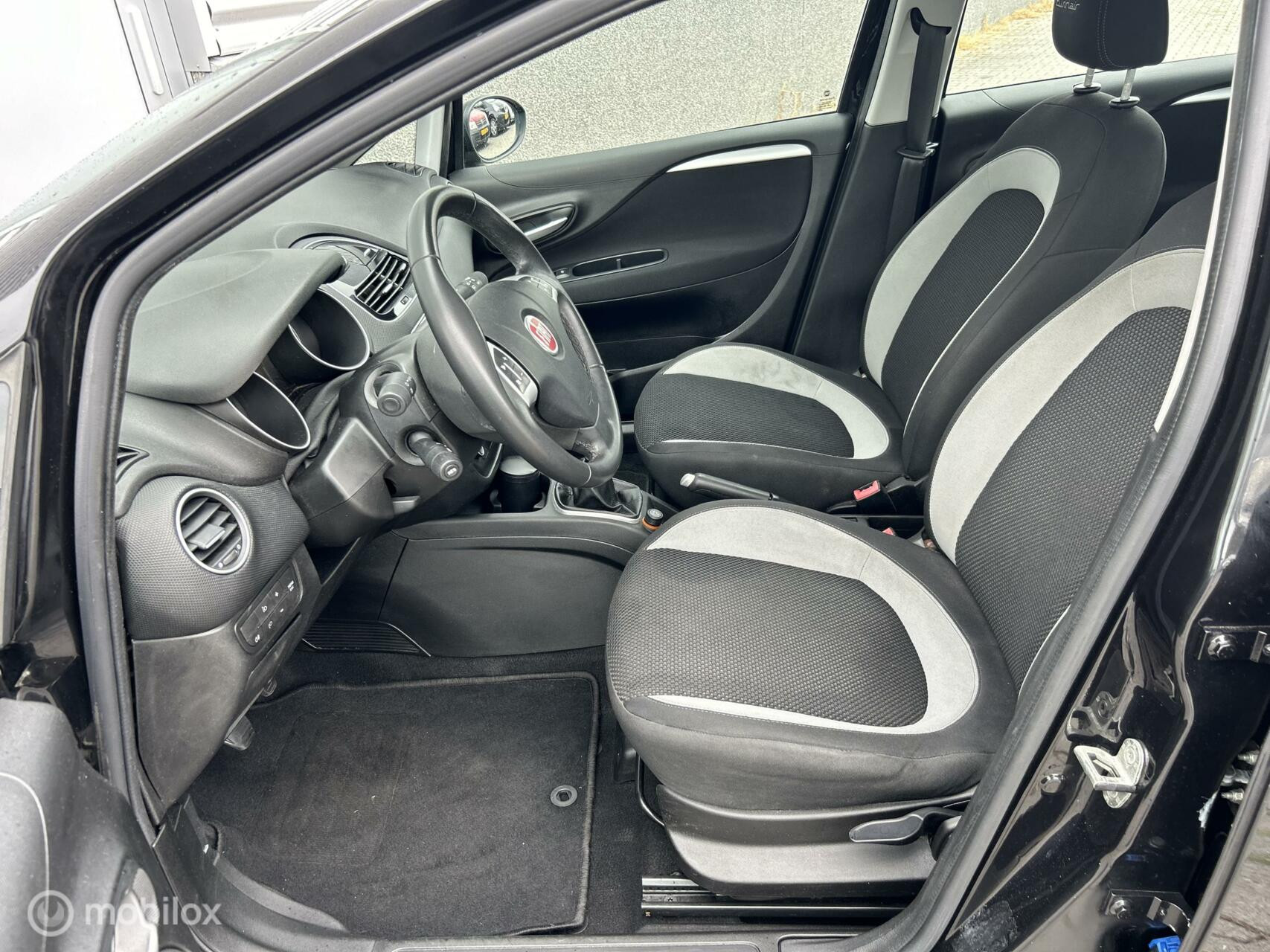 Hoofdafbeelding Fiat Punto