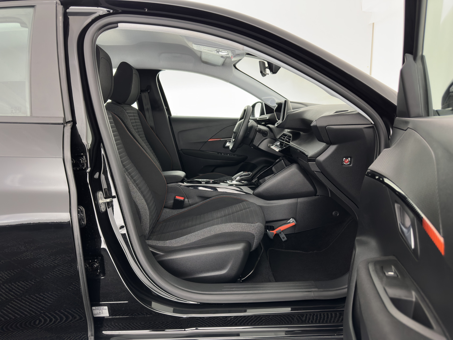 Hoofdafbeelding Peugeot e-208