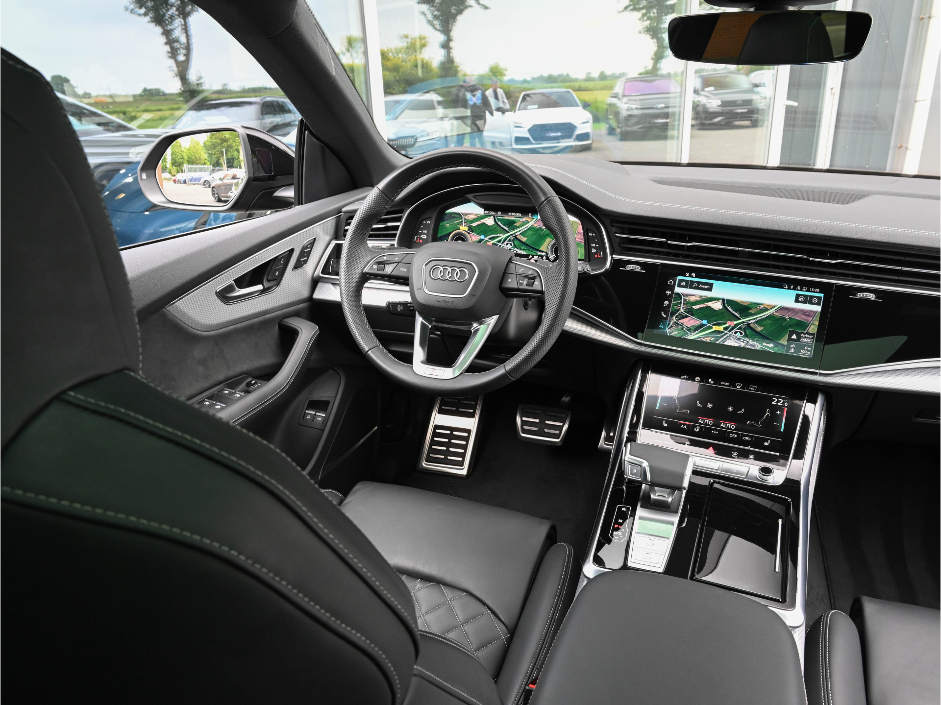 Hoofdafbeelding Audi Q8