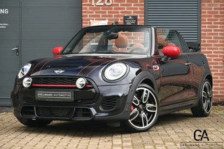 Hoofdafbeelding MINI Cabrio Mini Cabrio 2.0 JCW|UITLAAT+KLEP|ACC|CARPLAY|KEYLESS|CHESTER LEDER|CABRIO