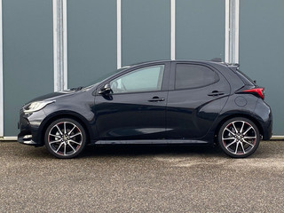 Toyota Yaris Toyota Yaris 1.5 Hybrid GR Sport | ACC | Camera | Lane assist | Winterpakket - afbeelding nr 24