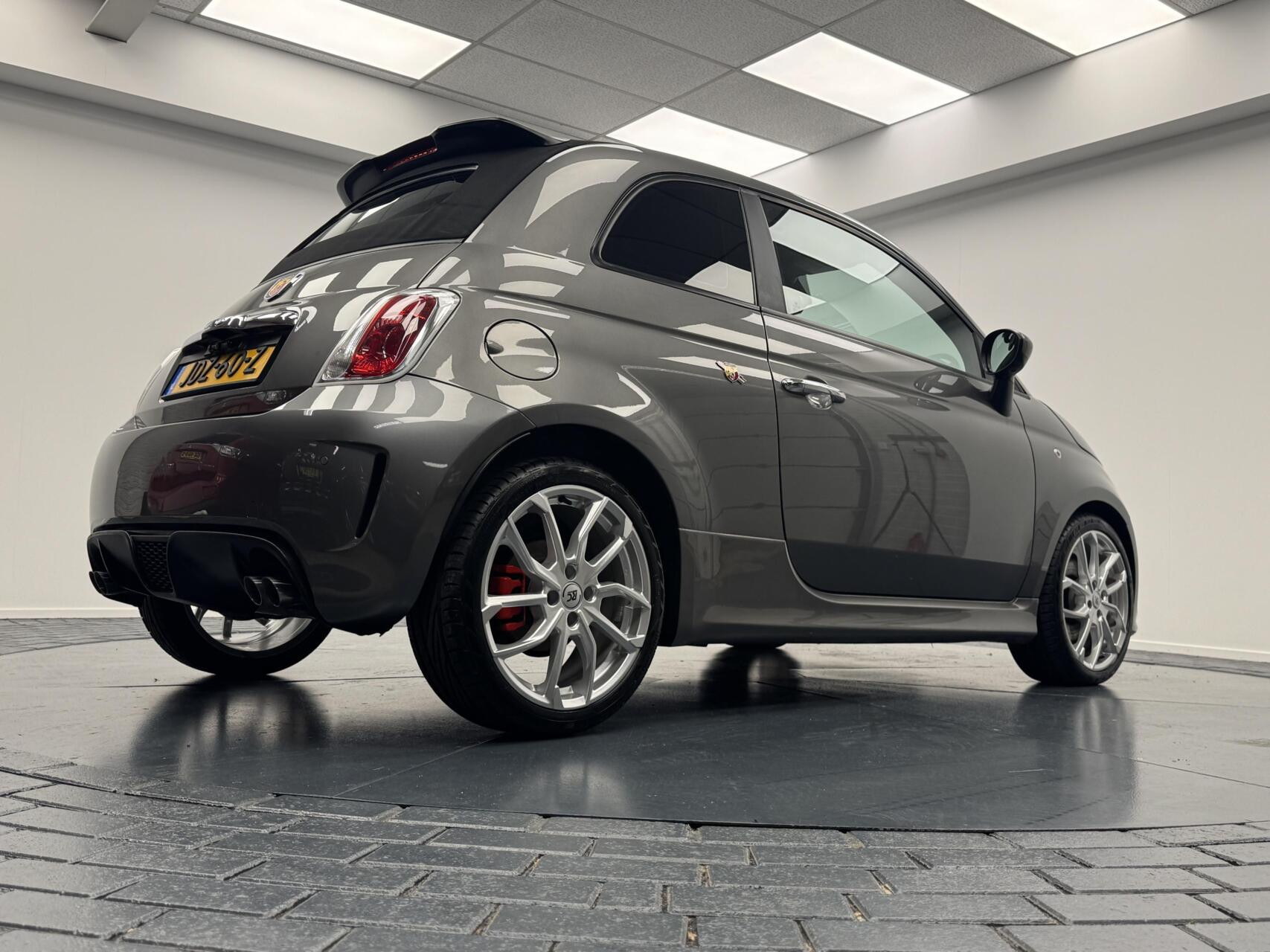 Hoofdafbeelding Fiat 500C