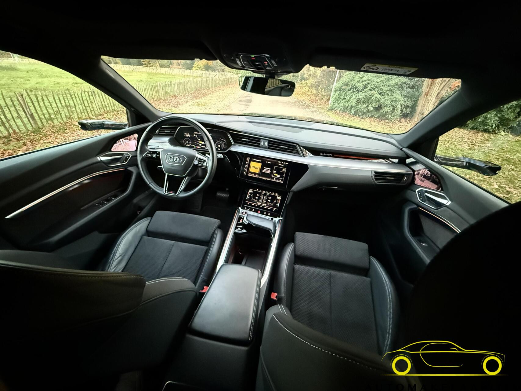 Hoofdafbeelding Audi e-tron