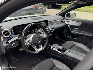 Mercedes-Benz CLA Mercedes CLA-klasse 200 Premium Plus|35 AMG Look|Sfeerverlichting|Panorama|Lane assist| - afbeelding nr 16