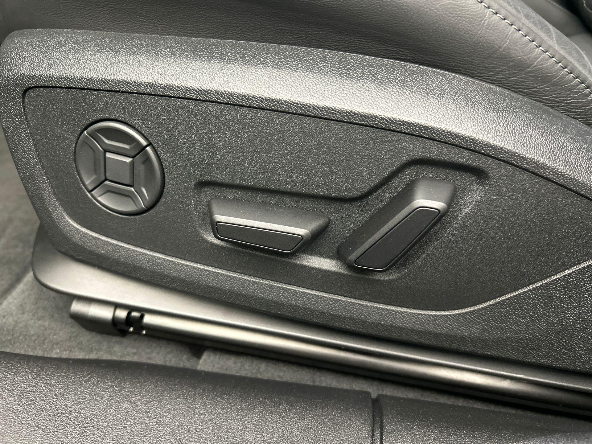 Hoofdafbeelding Audi A6 Avant e-tron