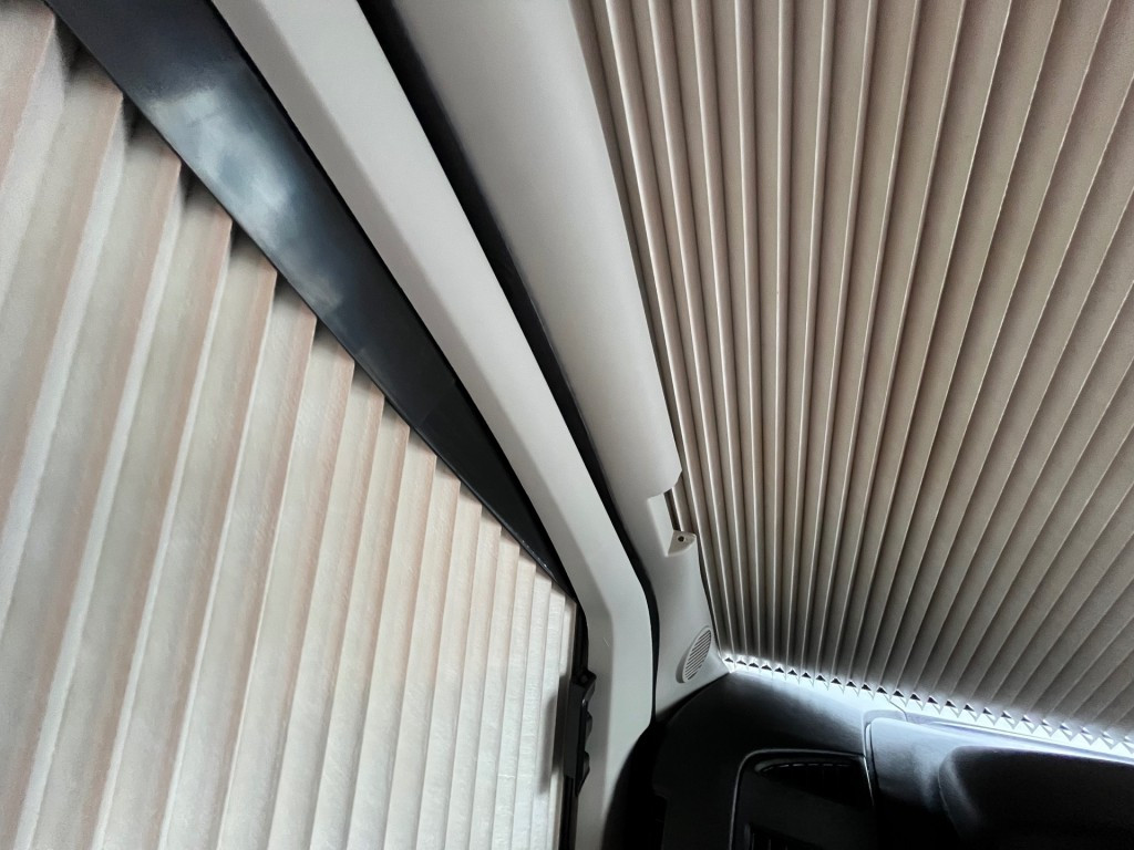 Hoofdafbeelding Pössl Globecar 640 Enkele Bedden Zopnnepaneel