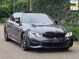 BMW 3-serie G20 330i M Edition Plus GARANTIE Android CarPlay Pano M Stoel HUD Camera NAP 1e EIG Laser Spoiler M Remmen