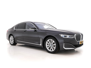 BMW 7 Serie 745e High Executive (INCL-BTW) *EXCLUSIV-NAPPA-LEATHER | LASER-LED | HEAD-UP | SOFT-CLOSE | BLIND-SPOT | MEMORY-PACK | DIGI-COCKPIT | KEYLESS | DAB+ | CAMERA | COMFORT-SEATS | AMBIENT-LIGHT | DAB | CARPLAY | 18"