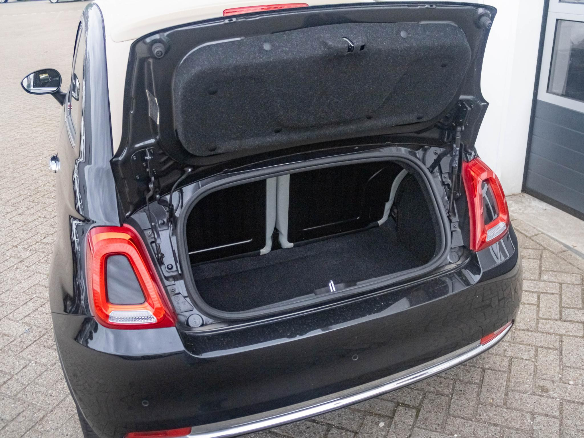 Hoofdafbeelding Fiat 500C