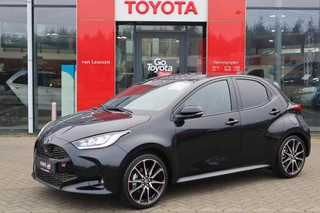 Toyota Yaris 1.5 HYBRID 130 GR-SPORT NIEUW! PANODAK JBL-AUDIO STOEL+STUURVERW. BLIND-SPOT KEYLESS APPLE/ANDROID