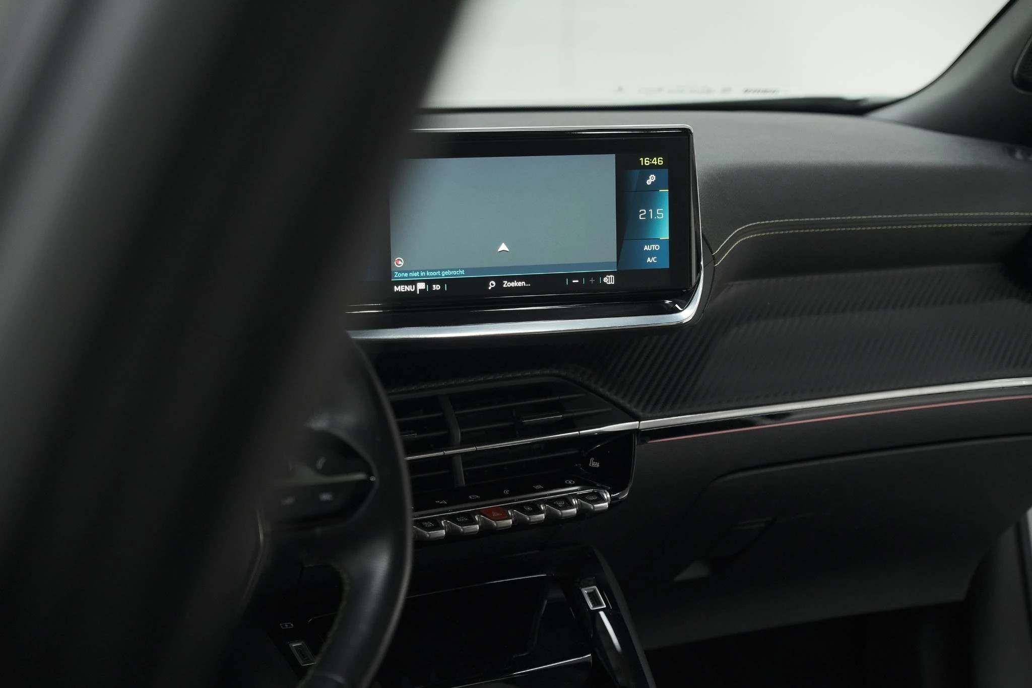 Hoofdafbeelding Peugeot e-2008