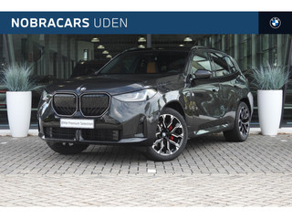 BMW X3 30e xDrive M Sport Automaat / Panoramadak / Sportstoelen / Stoelventilatie / Parking Assistant Professional / Adaptieve LED / Comfort Access / Harman Kardon