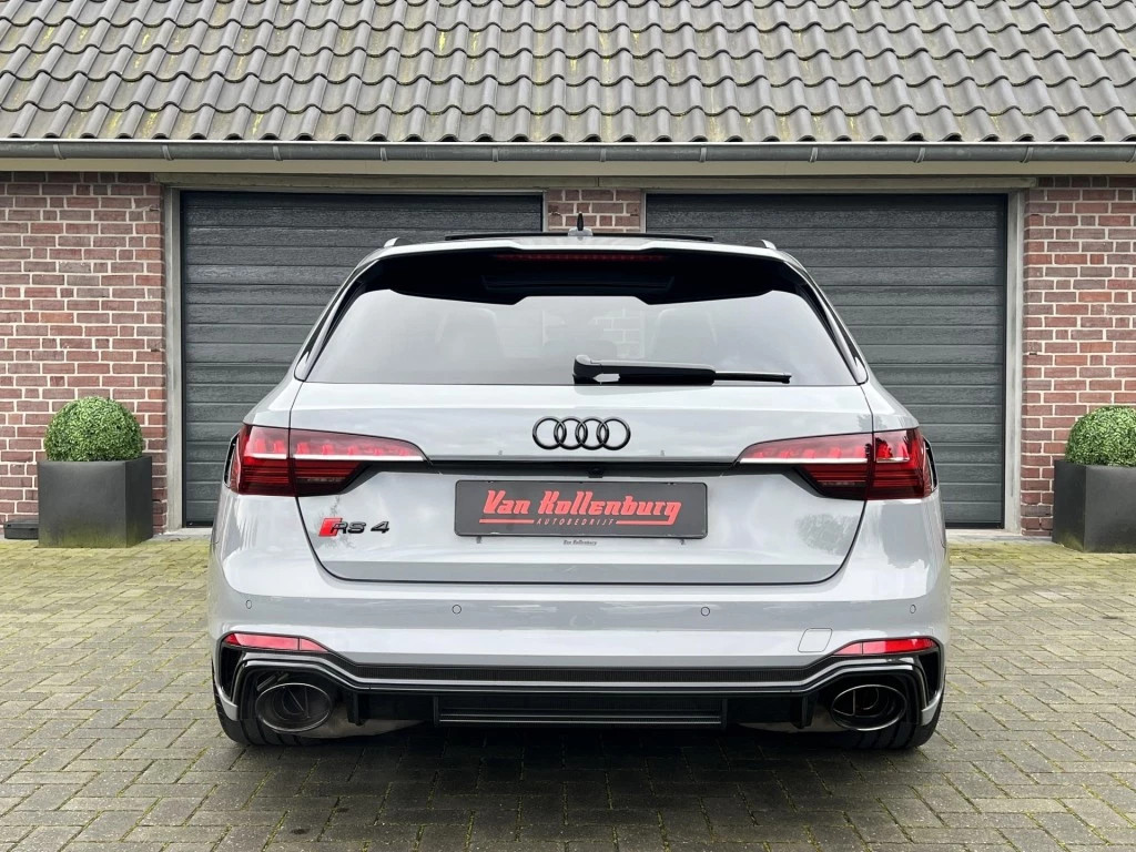 Hoofdafbeelding Audi RS4