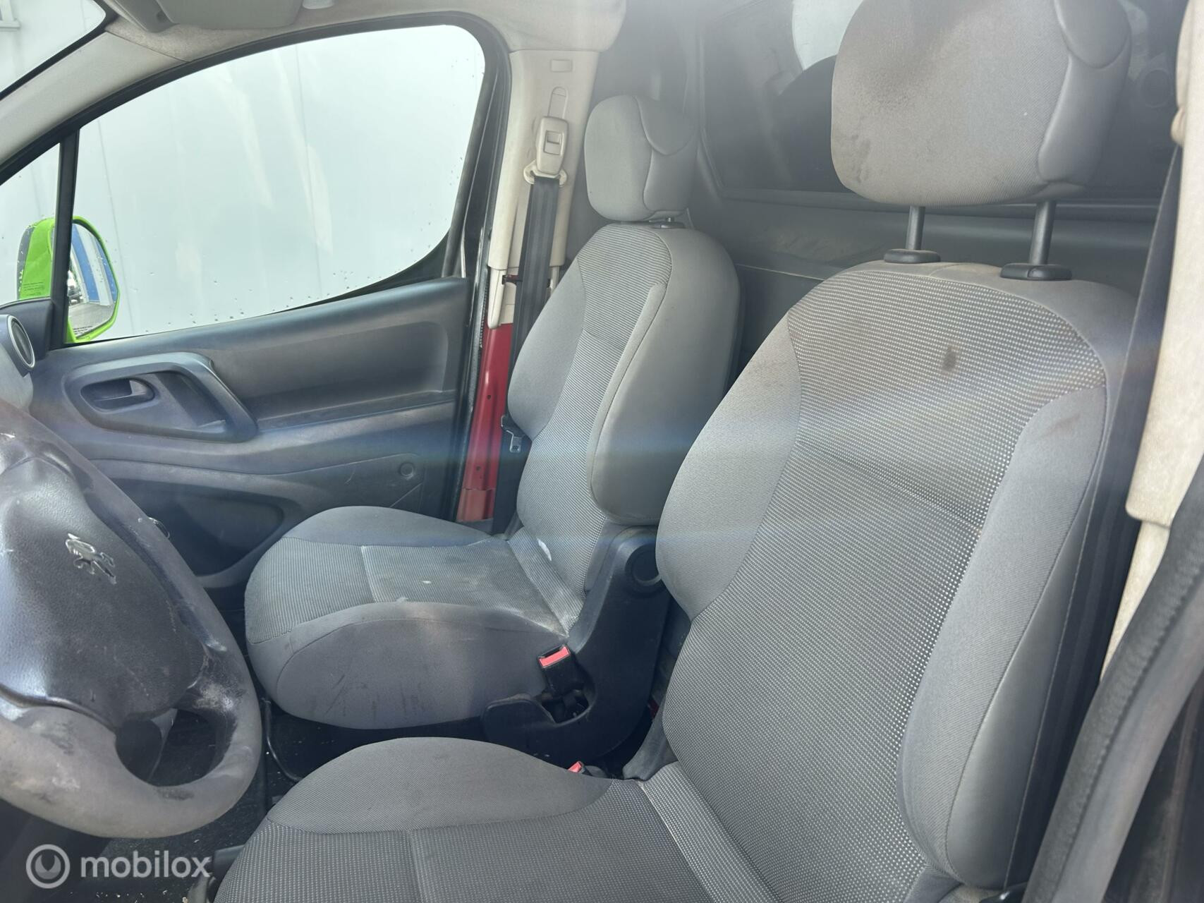 Hoofdafbeelding Peugeot Partner