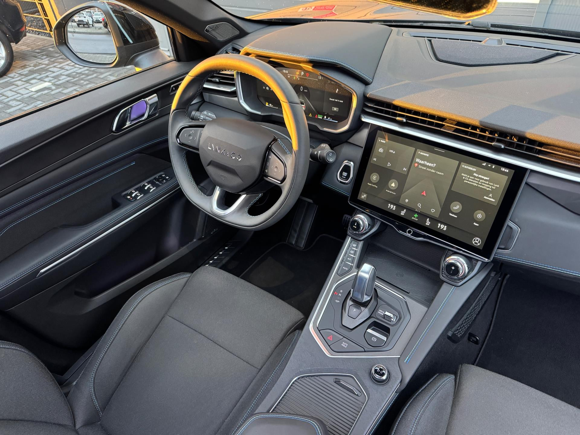 Hoofdafbeelding Lynk & Co 01