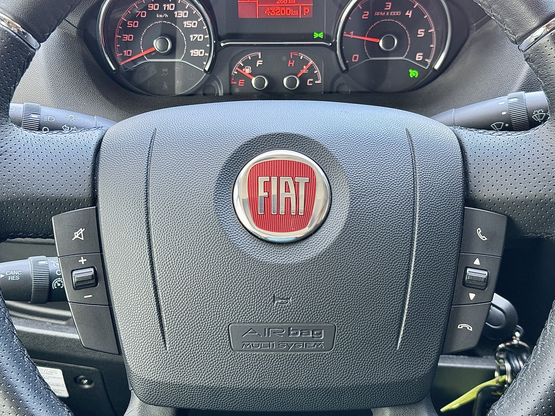 Hoofdafbeelding Adria CORAL 670 SL