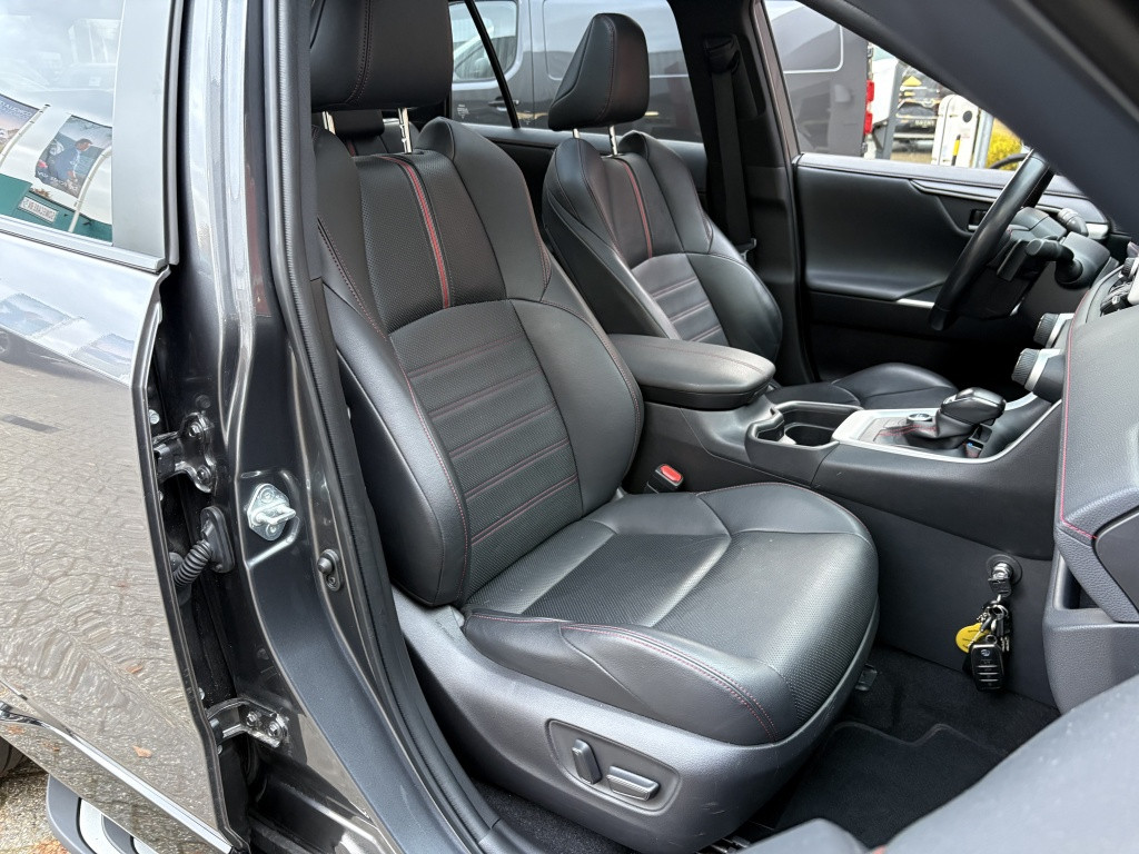 Hoofdafbeelding Toyota RAV4