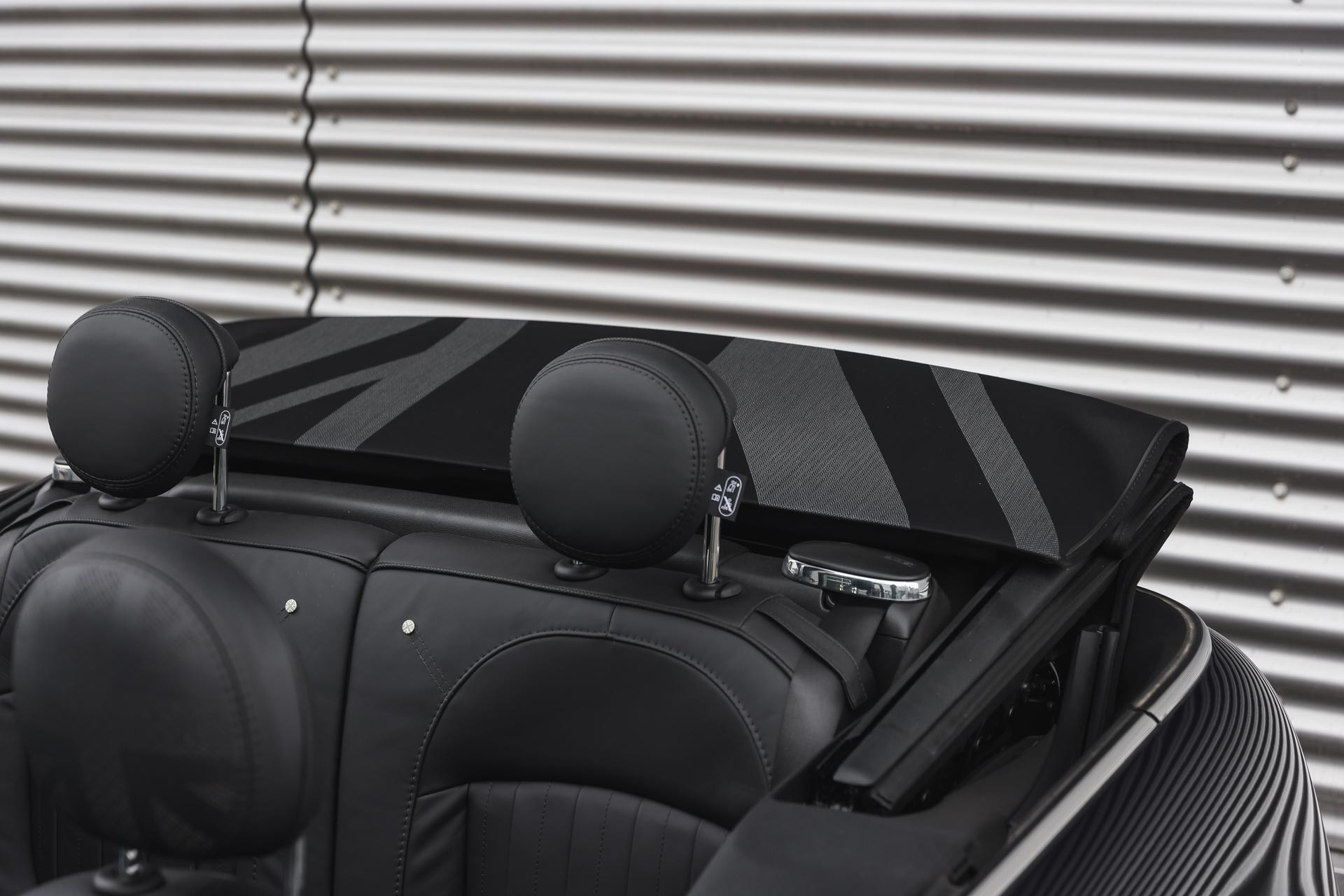 Hoofdafbeelding MINI Cabrio