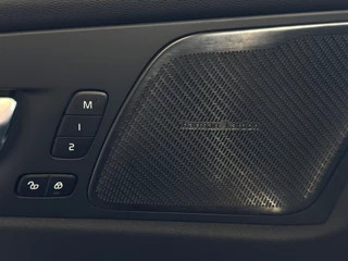 Volvo XC60 Volvo XC60 2.0 T6 350PK PHEV AWD PLUS DARK LONG RANGE PANO HARMAN-KARDON 360CAM ELEK.KLEP STUUR/STOEL VERW. Plug in Hybrid - afbeelding nr 26