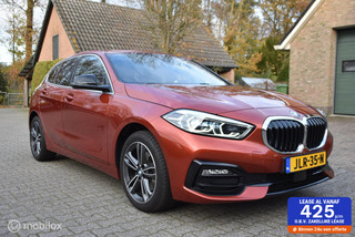 Hoofdafbeelding BMW 1 Serie BMW 1-serie 118i Sport Line Aut