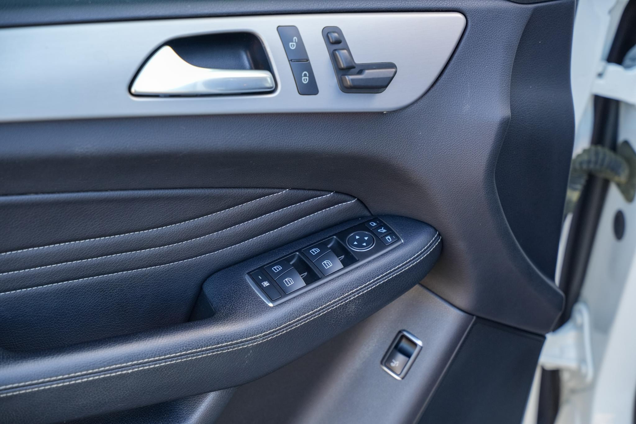 Hoofdafbeelding Mercedes-Benz M-Klasse