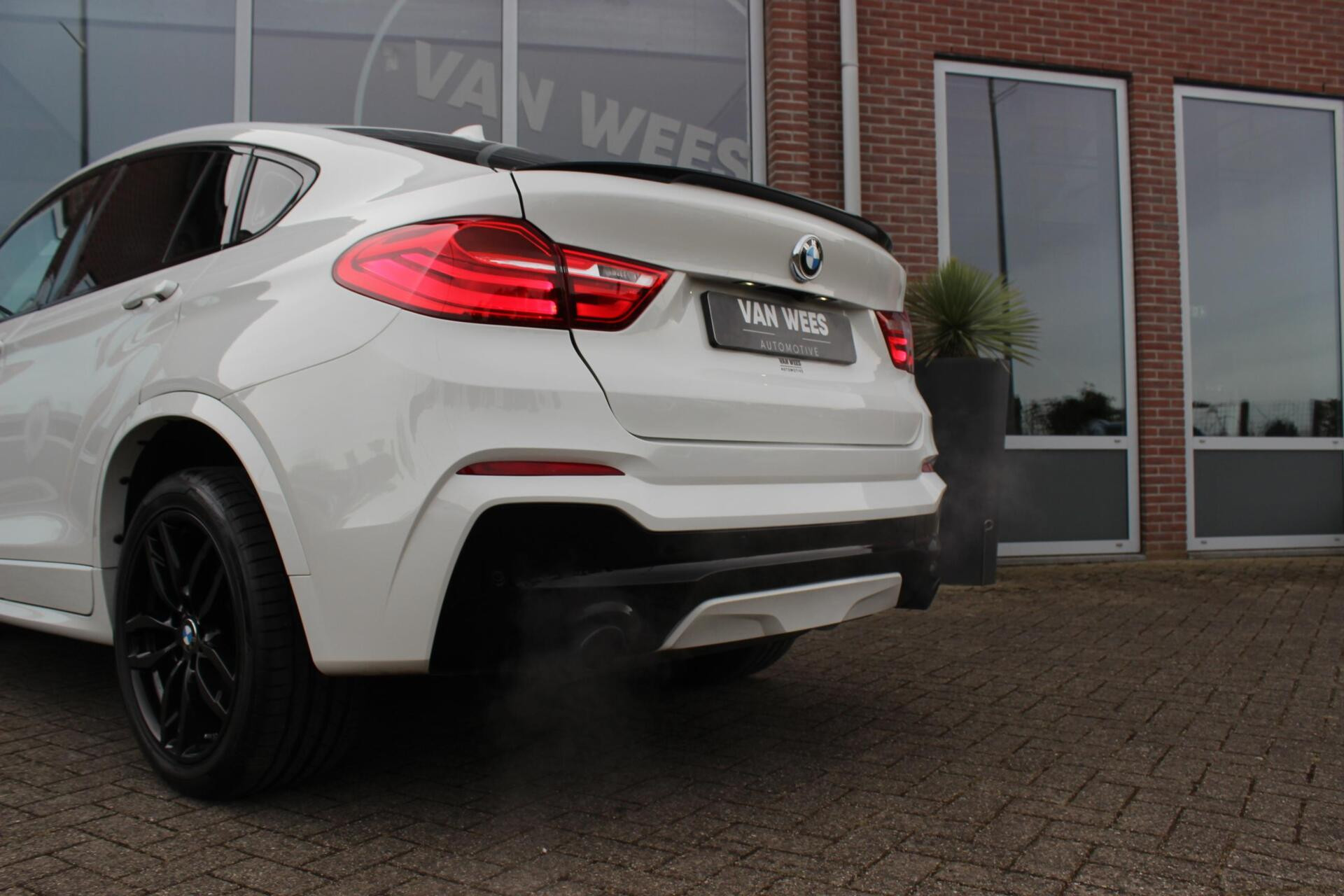 Hoofdafbeelding BMW X4