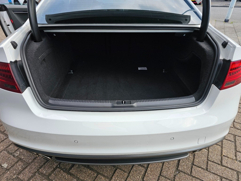 Hoofdafbeelding Audi S5