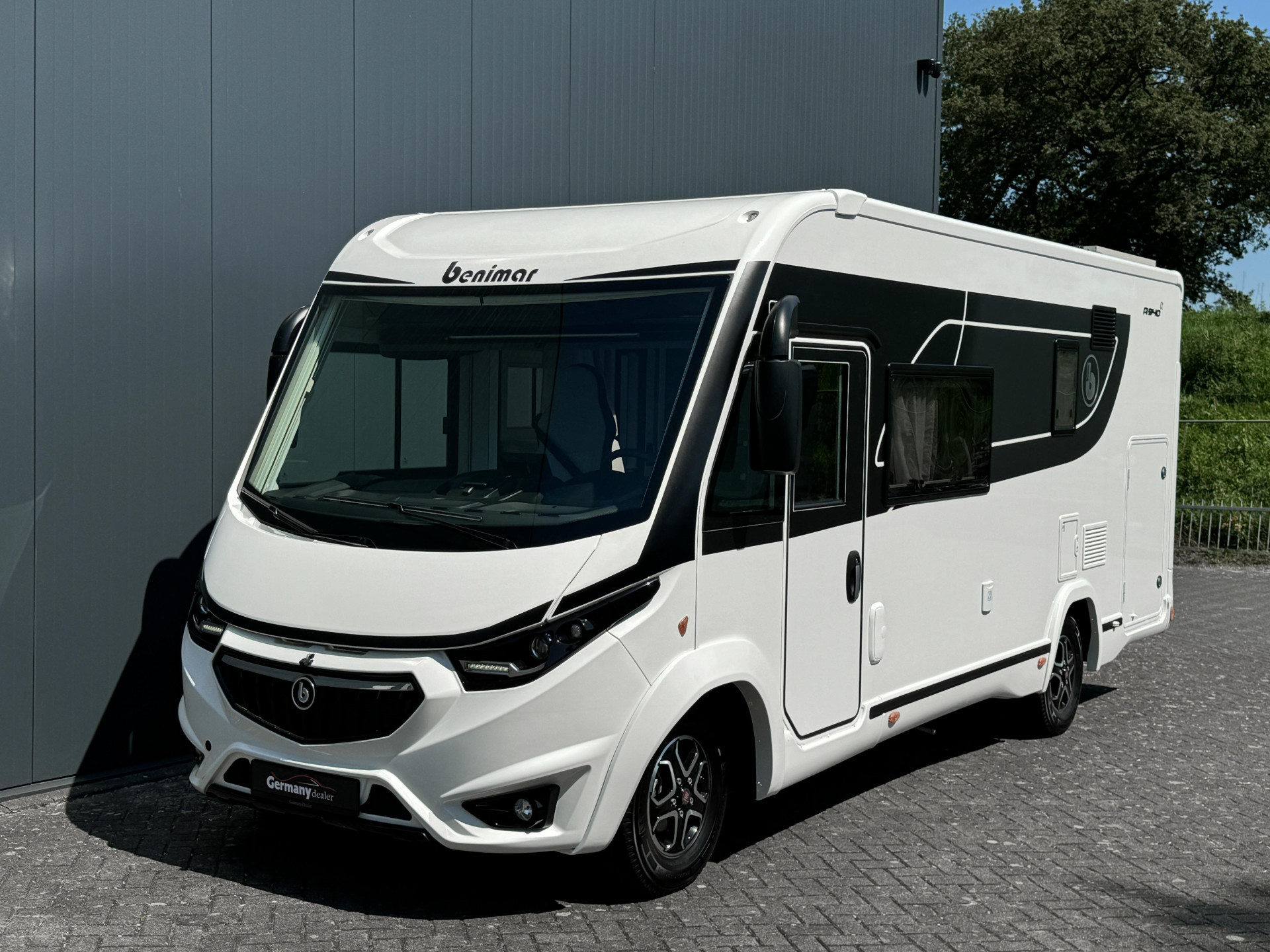 Hoofdafbeelding Benimar Amphitryon