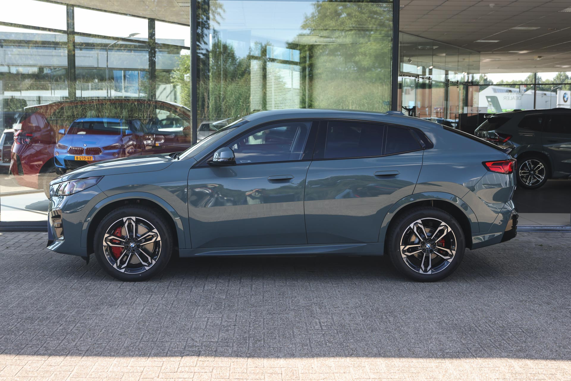 Hoofdafbeelding BMW iX2