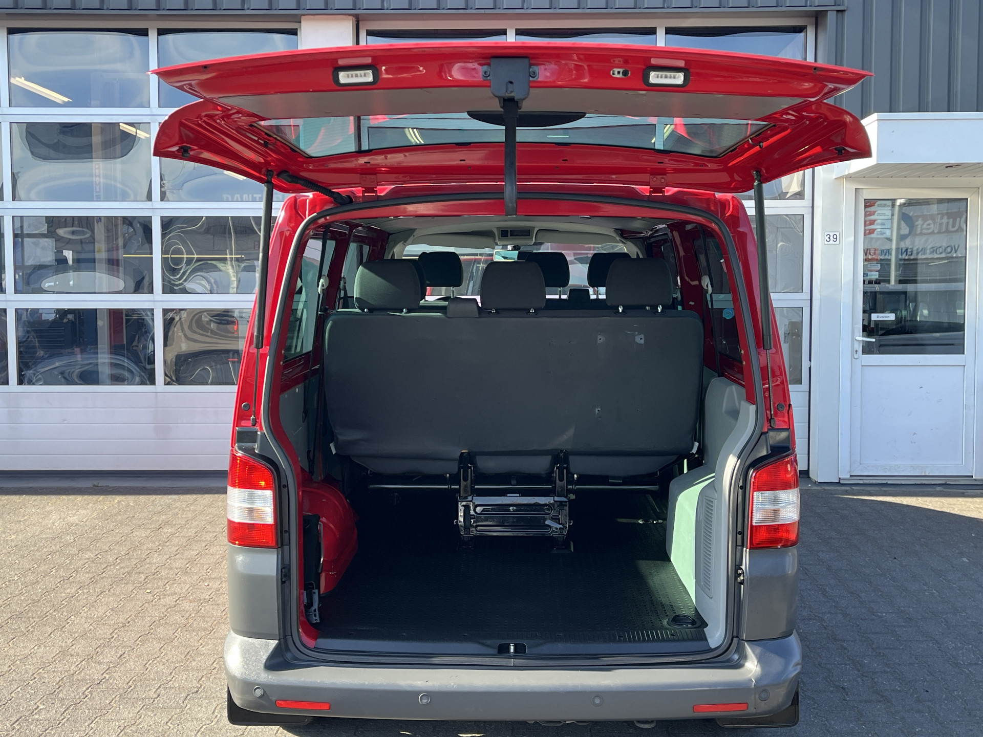 Hoofdafbeelding Volkswagen Transporter