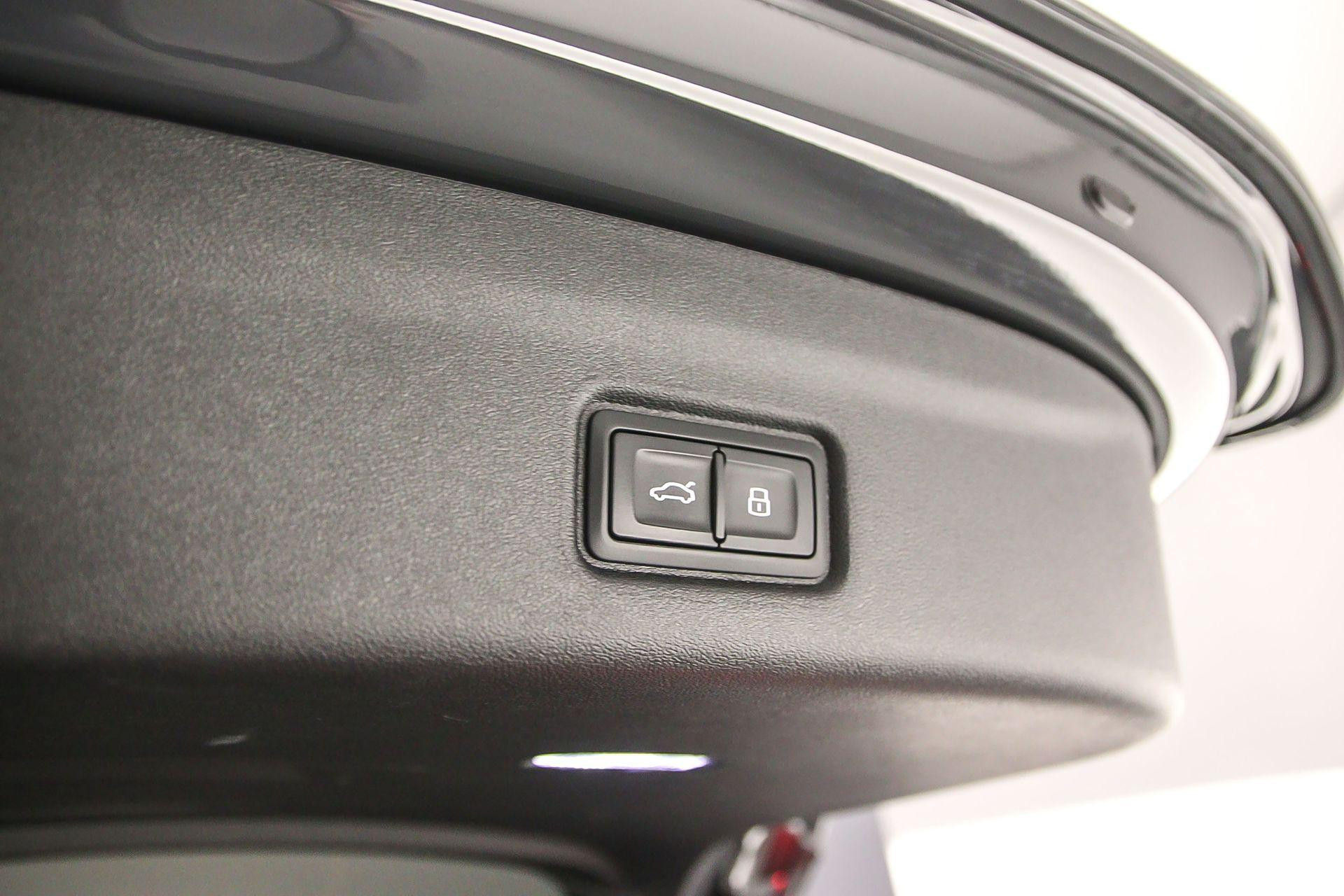 Hoofdafbeelding Audi SQ6