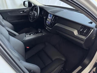 Volvo XC60 Volvo XC60 2.0 T6 350PK PHEV AWD PLUS DARK LONG RANGE PANO HARMAN-KARDON 360CAM ELEK.KLEP STUUR/STOEL VERW. Plug in Hybrid - afbeelding nr 33