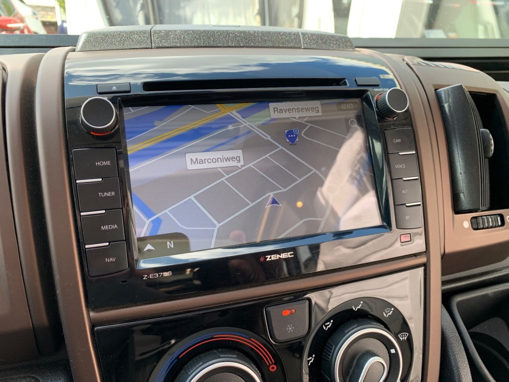 Hoofdafbeelding McLouis Carat 480g Queensbed Hefbed