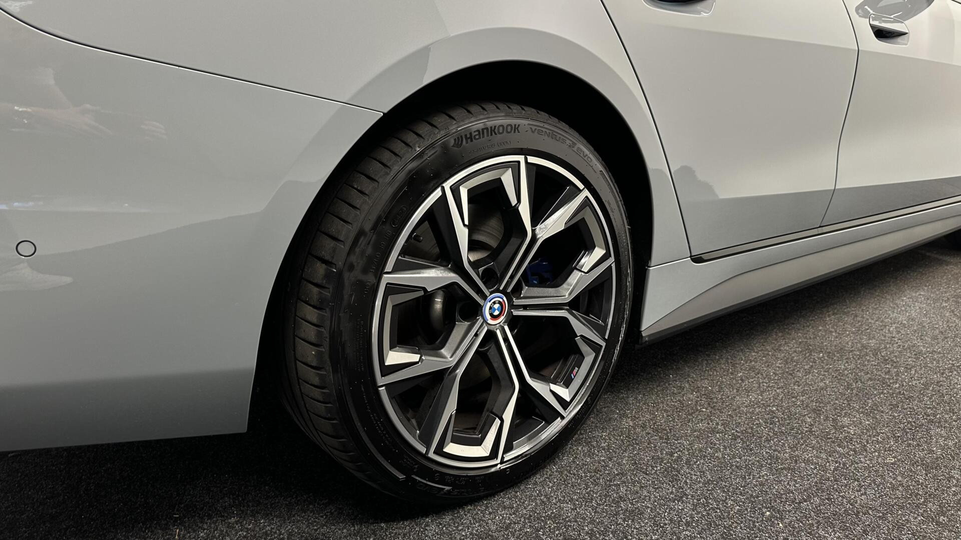 Hoofdafbeelding BMW i4