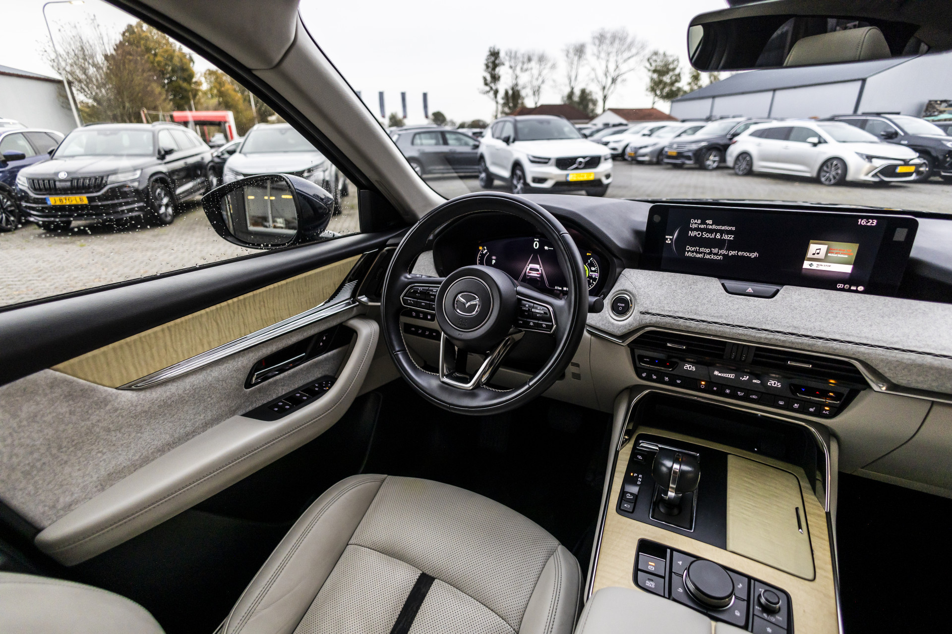 Hoofdafbeelding Mazda CX-60