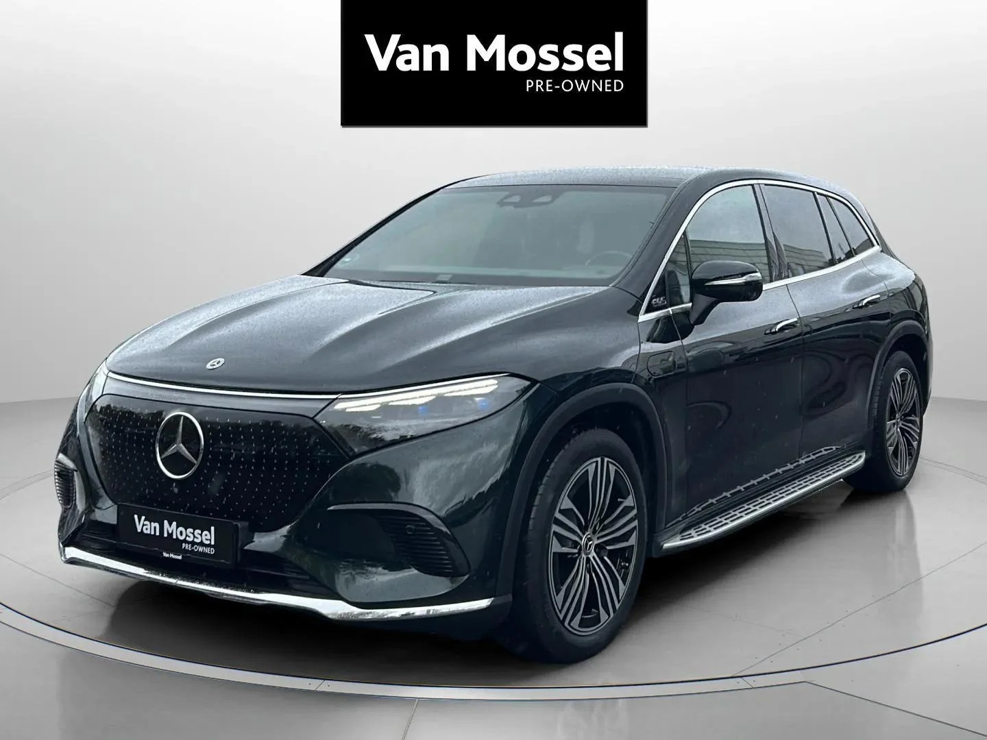 Mercedes-Benz-EQS-image-0