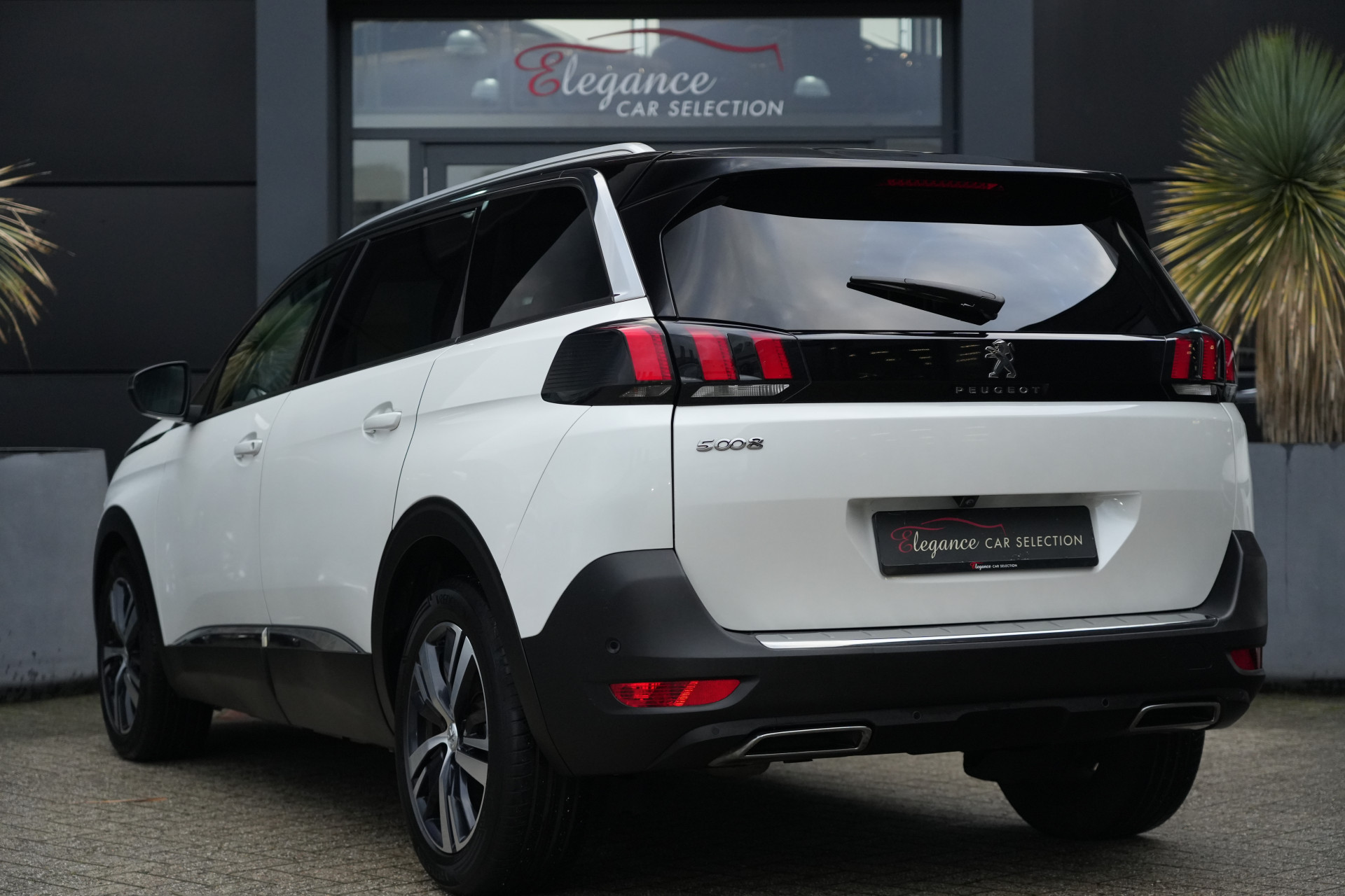 Hoofdafbeelding Peugeot 5008